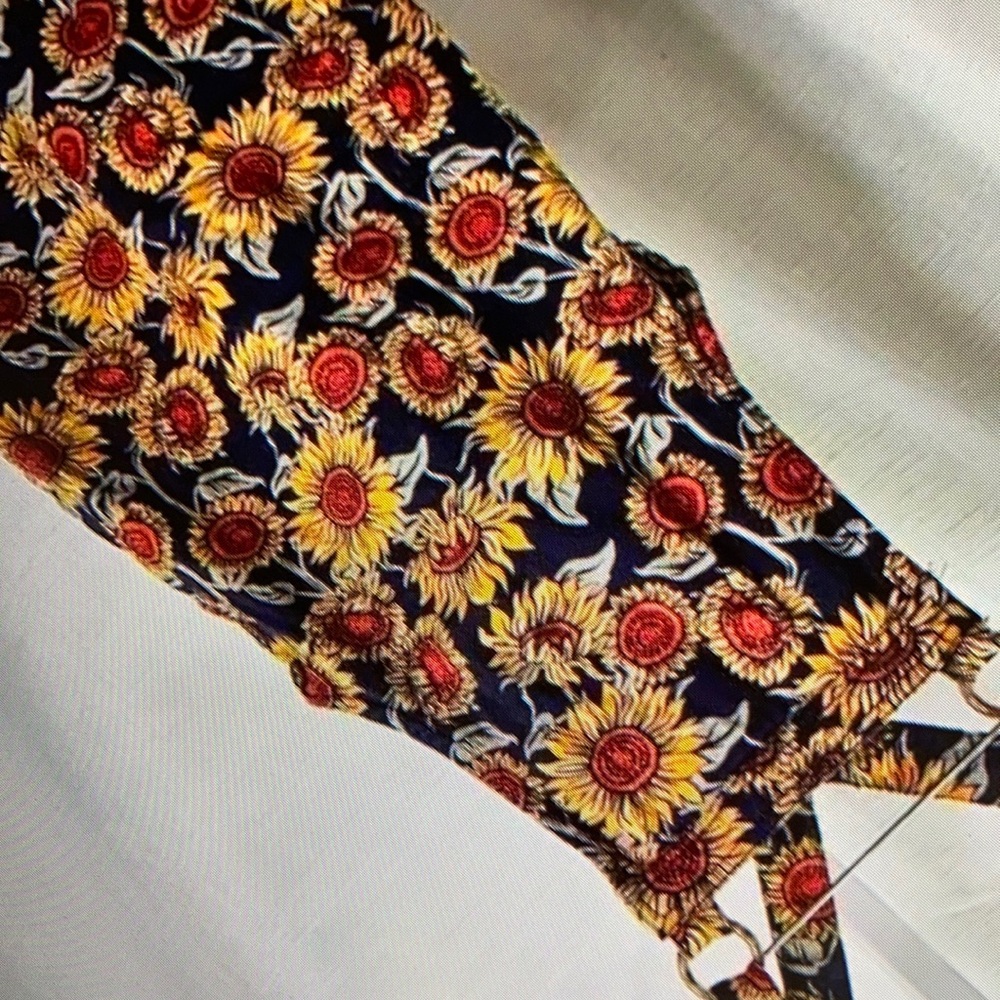 Good condition perfect for fall straps blouse